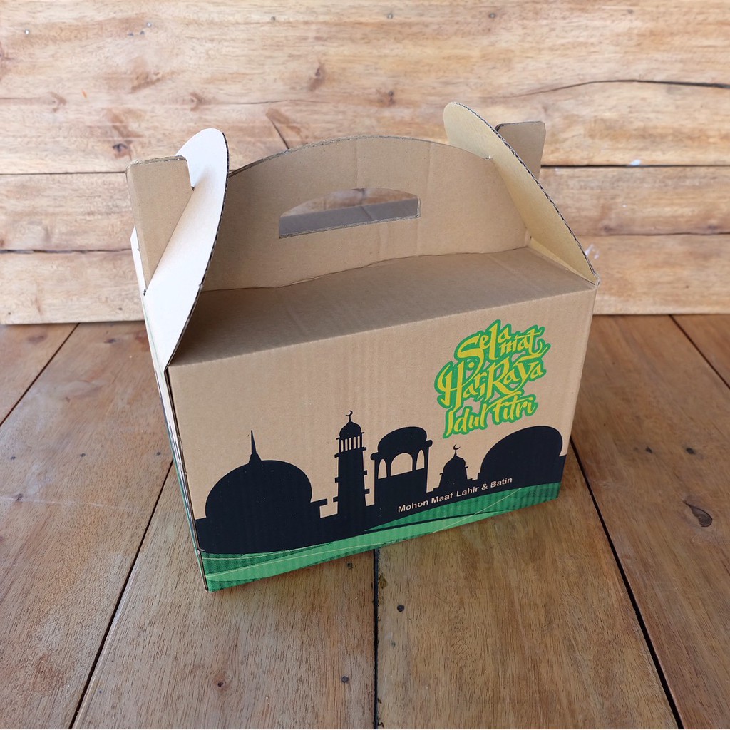 

Box Handle Idul Fitri / Gable Box Uk. (p) 30 x (l) 20 x (t) 20 cm