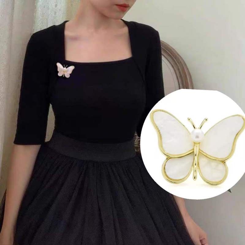 Lencana Logam Tombol Sweater Cardigan Tetap Pin Elegan Wanita Mutiara Imitasi Berlian Imitasi Kupu-Kupu Karangan Bunga Bros