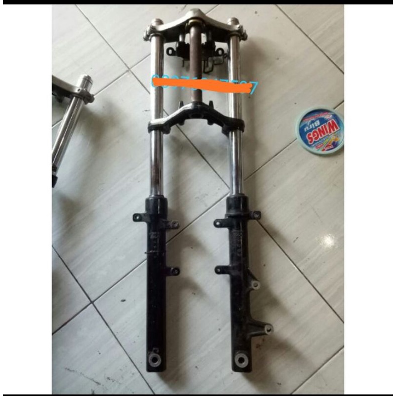 shock depan cbr 150fi cbu thailand cbr 150r 150 honda