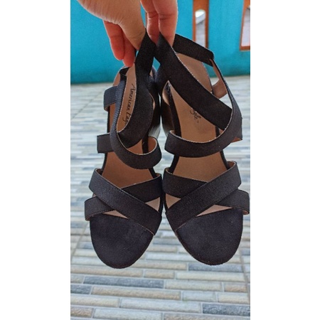 Sandal Sepatu Wadges American Eagle