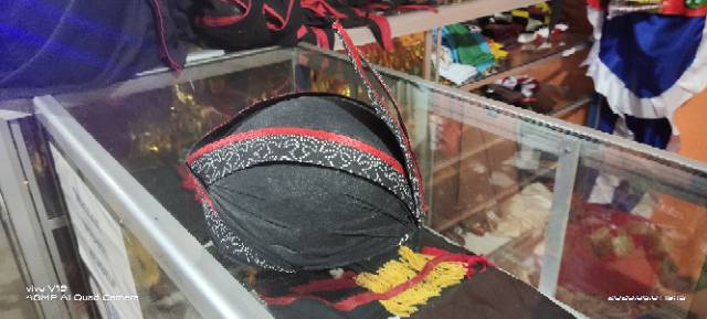Blangkon jatil / blangkon warok / blangkon reog / ganongan / ganong / topeng ganong / barongan /gong