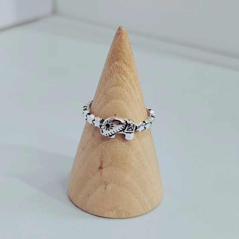 Cincin retro Gaya Korea Desain Bintang / Gajah Hias Berlian Imitasi Untuk Wanita