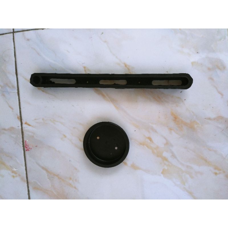 Slot gelas meja laptop/slot gelas dan tab meja laptop