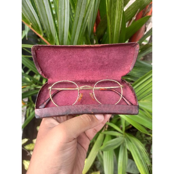 kacamata vintage merk American Optical Round