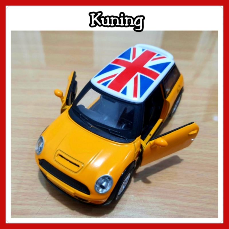 Mainan Miniature Display Mobil Mini Cooper