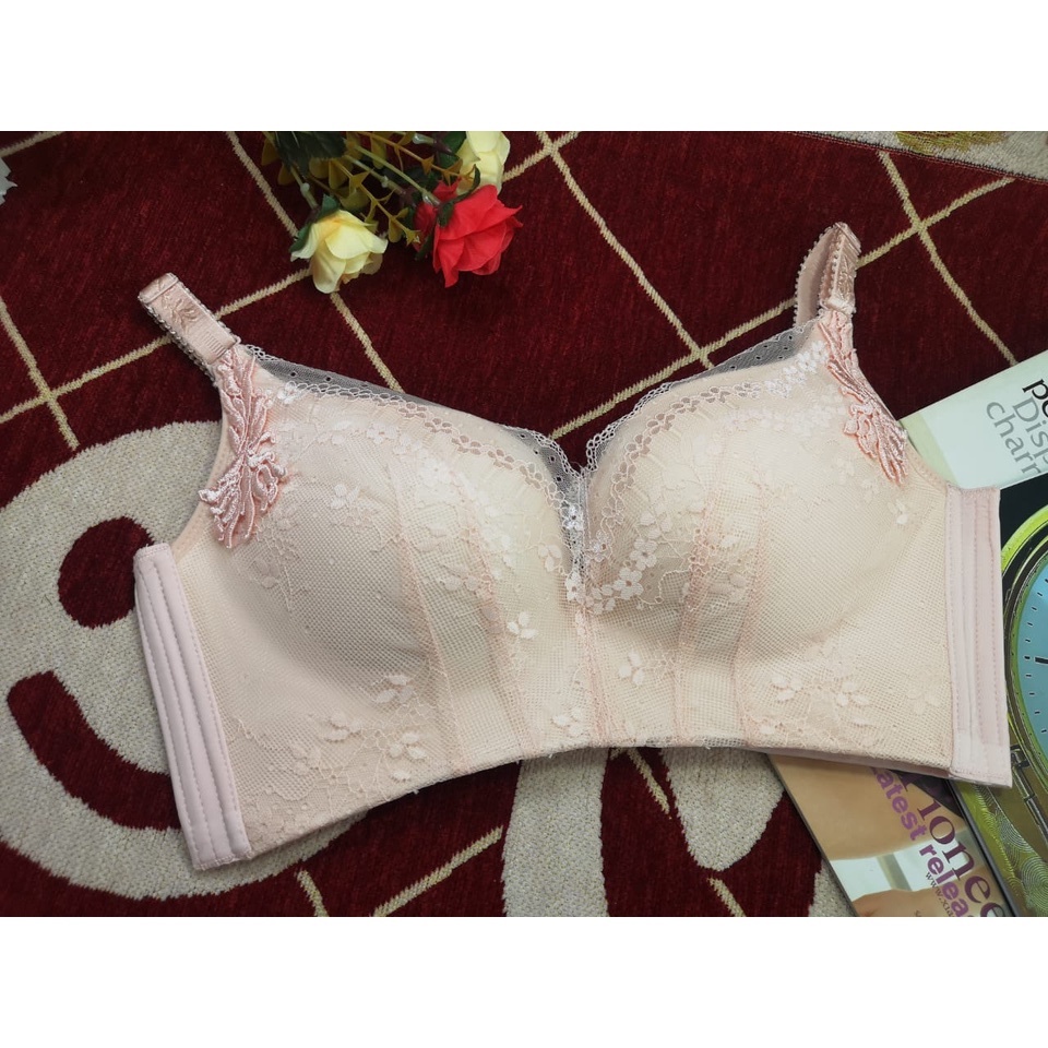 BRA / BH WANITA 538 TANPA KAWAT SIZE 32-34 KAIT 4 PAKAIAN DALAM WANITA IMPORT