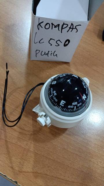 Kompas Penunjuk Arah Mata Angin Dashboard Mobil dengan Lampu