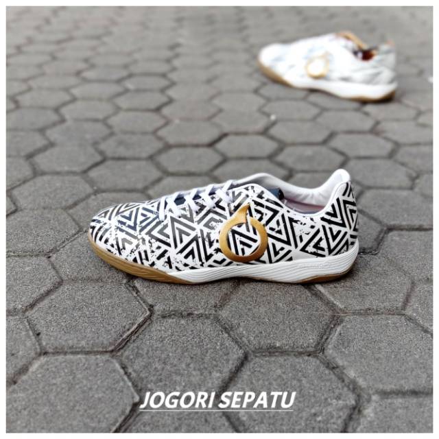 ORIGINAL ORTUSEIGHT JOGOSALA SHOCKWAVE GK EDITION WHITE SEPATU FUTSAL BARU ASLI ORI ORTUS EIGHT