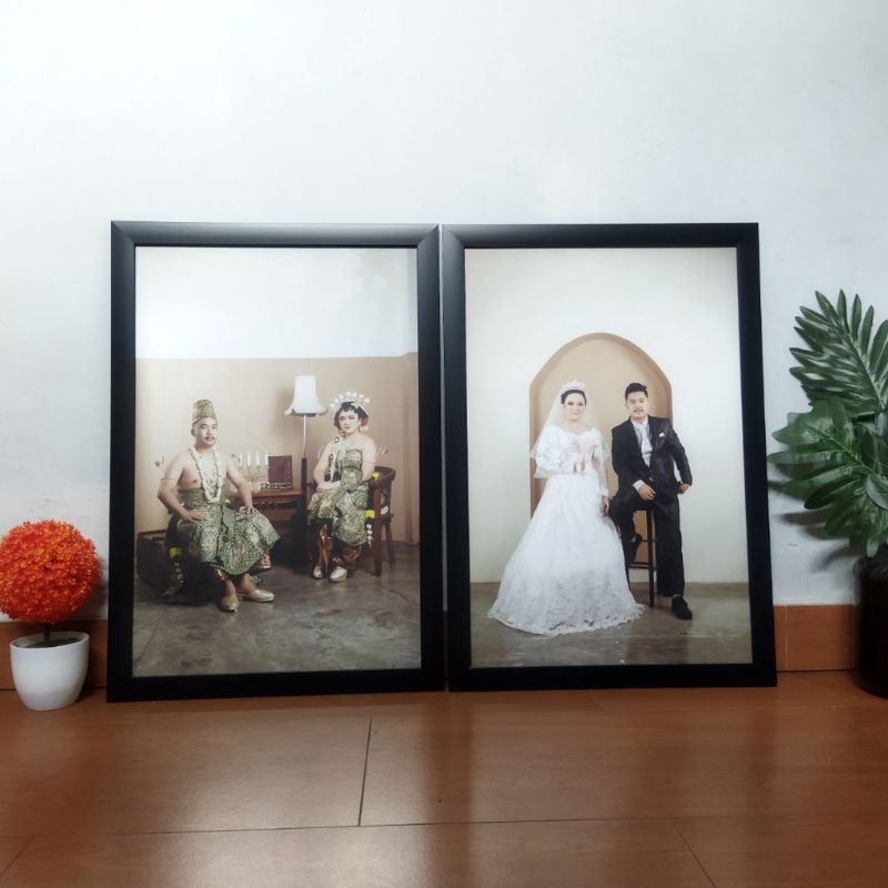 Cetak Foto Wedding 17R / 40x30 cm Bingkai Foto Kaca Minimalis