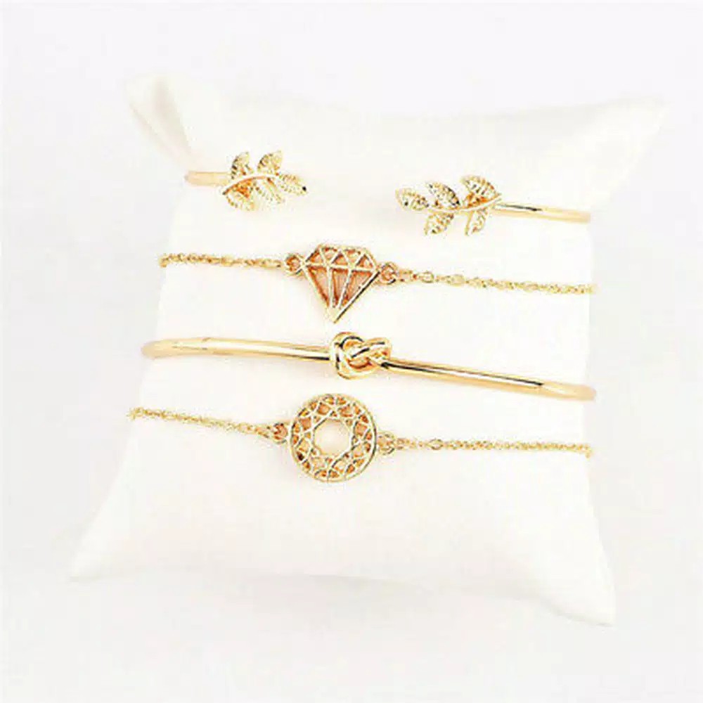 Gelang Wanita Korean Style Vintage 4 Pcs/SET (Harga 1 Set TERMURAH )