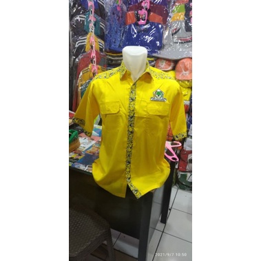 Kemeja golkar lis batik