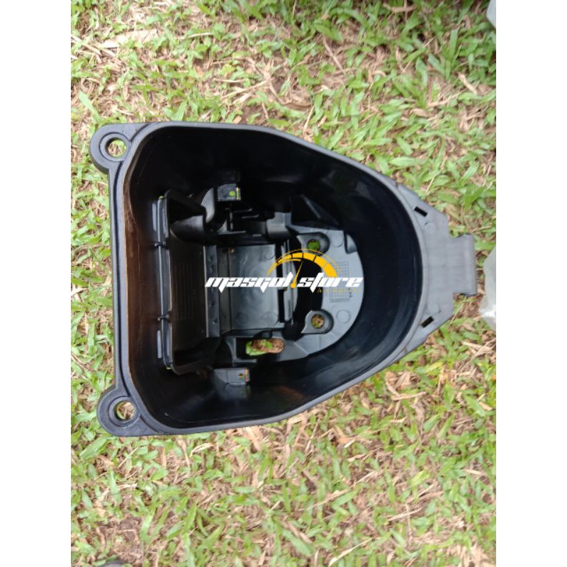 Box bagasi jok helm supra x 125 lama 2005-2013