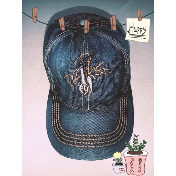 topi levis