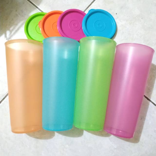 Giant tumbler tupperware