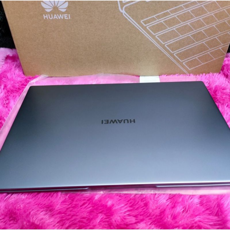 Laptop Huawei matebook gaming D14 Ryzen7 3700u Ssd 512gb Ram 8gb