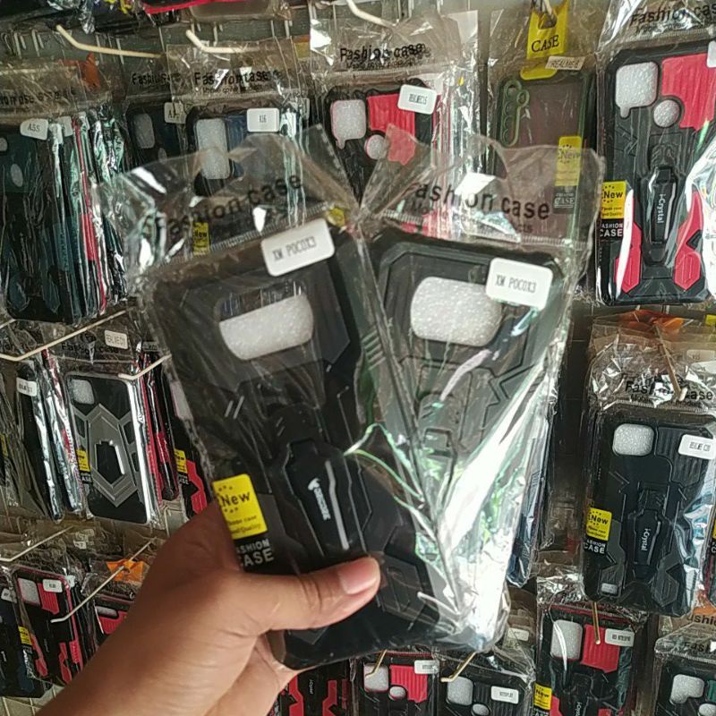 poco x3 / x3 pro nfc hardcase robot phantom case