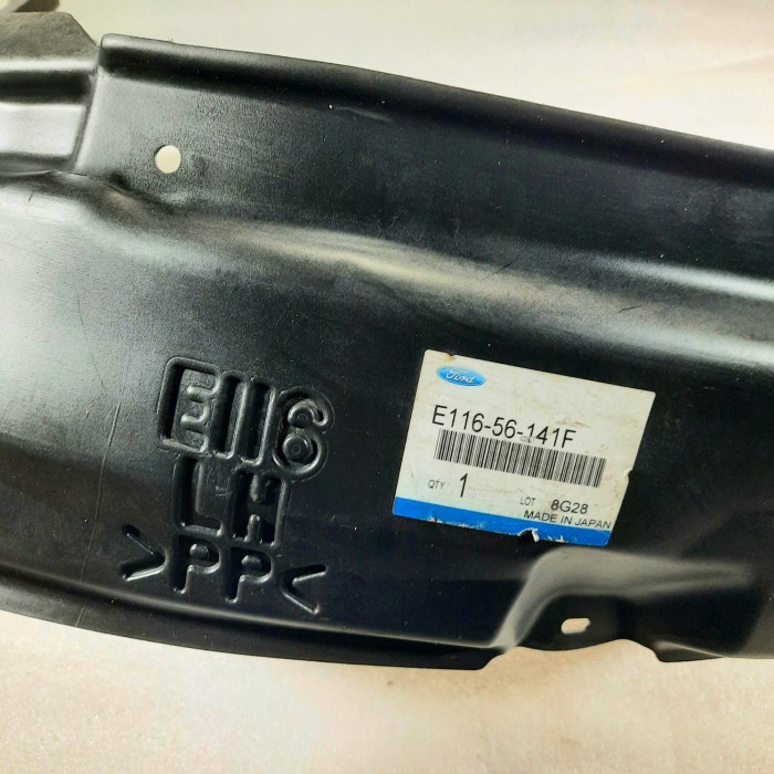 Inner fender / liner fender mobil Ford Escape 2001 - 2005