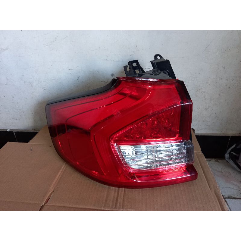 stoplamp lampu belakang All New Suzuki Ertiga 2019