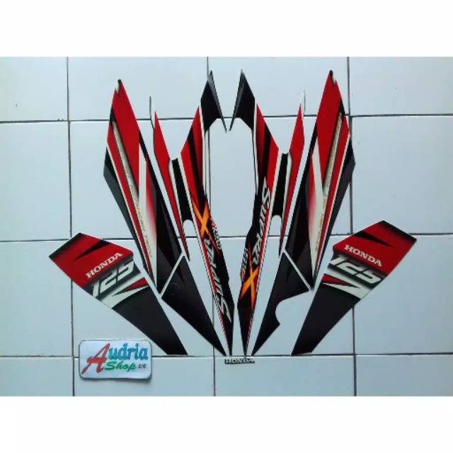 striping supra x125d 2011 (COD)