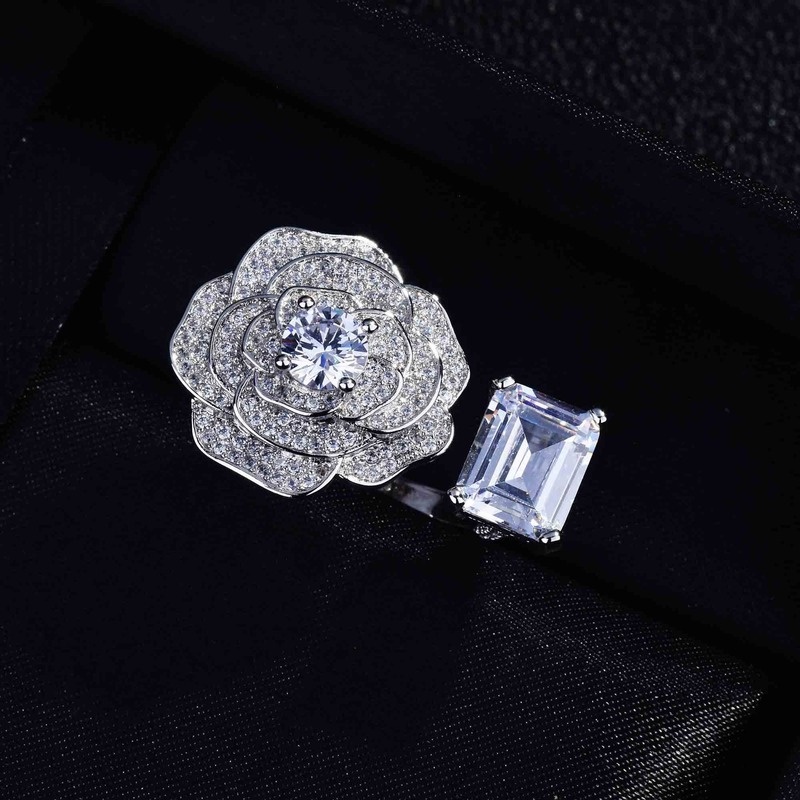 Personalized Rose Shape Full Diamond Ring