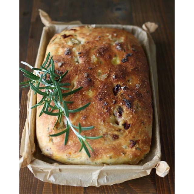 

VEGAN ARTISAN FOCACCIA