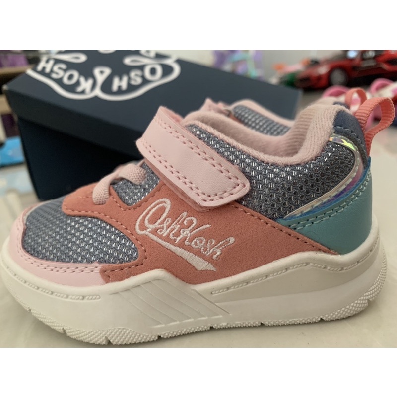 preloved sepatu anak perempuan oshkosh