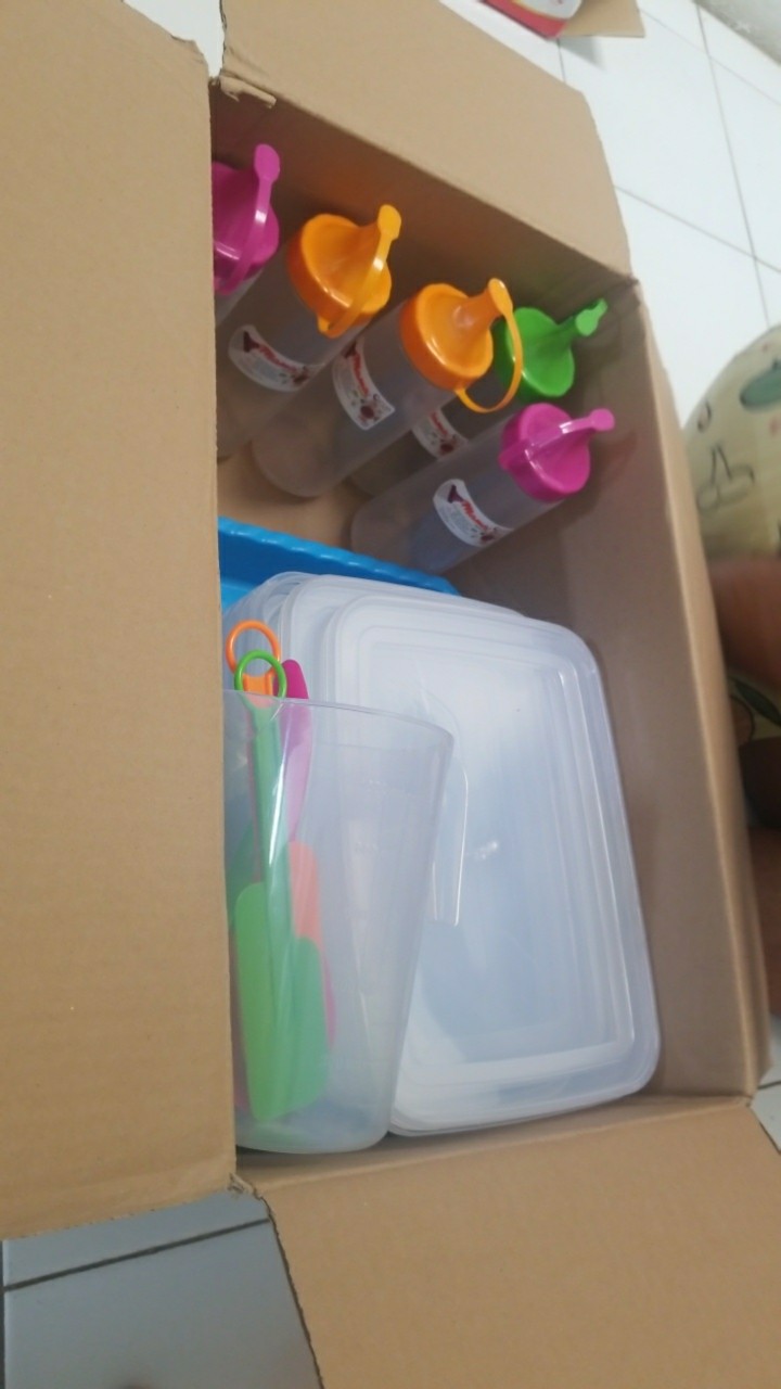 Nampan Plastik No.4 (35 X 27) Warna Cerah