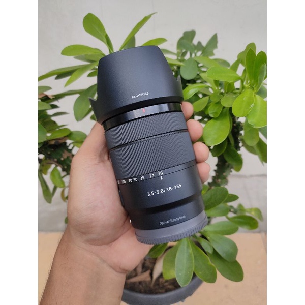 SONY E 18-135MM OSS SECOND MULUS LIKENEW KAYA BARU SONY 18-135MM OSS FOR E MOUNT