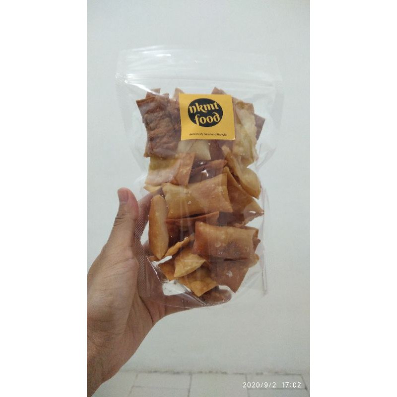 

KERIPIK PANGSIT