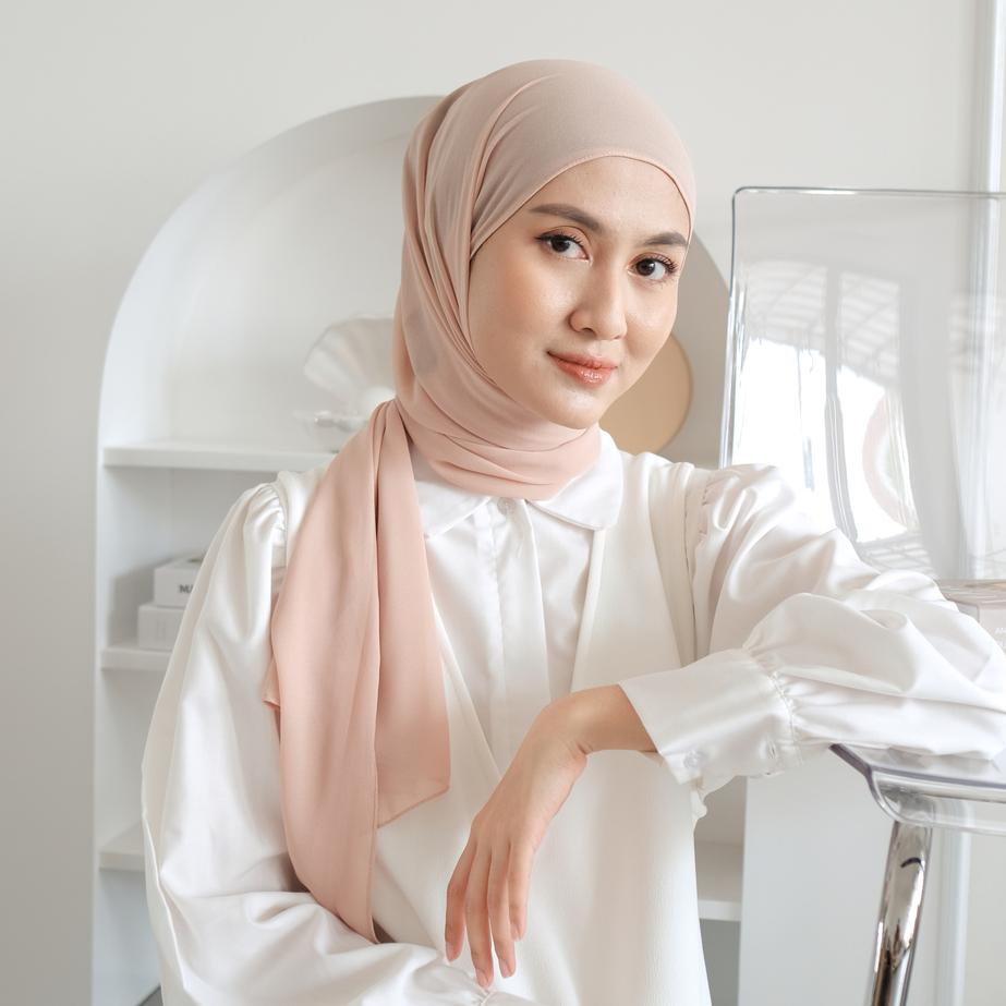 Lozy Hijab - [Defect] Bawal Shawl ( Hijab Pashmina )-Medium Cream