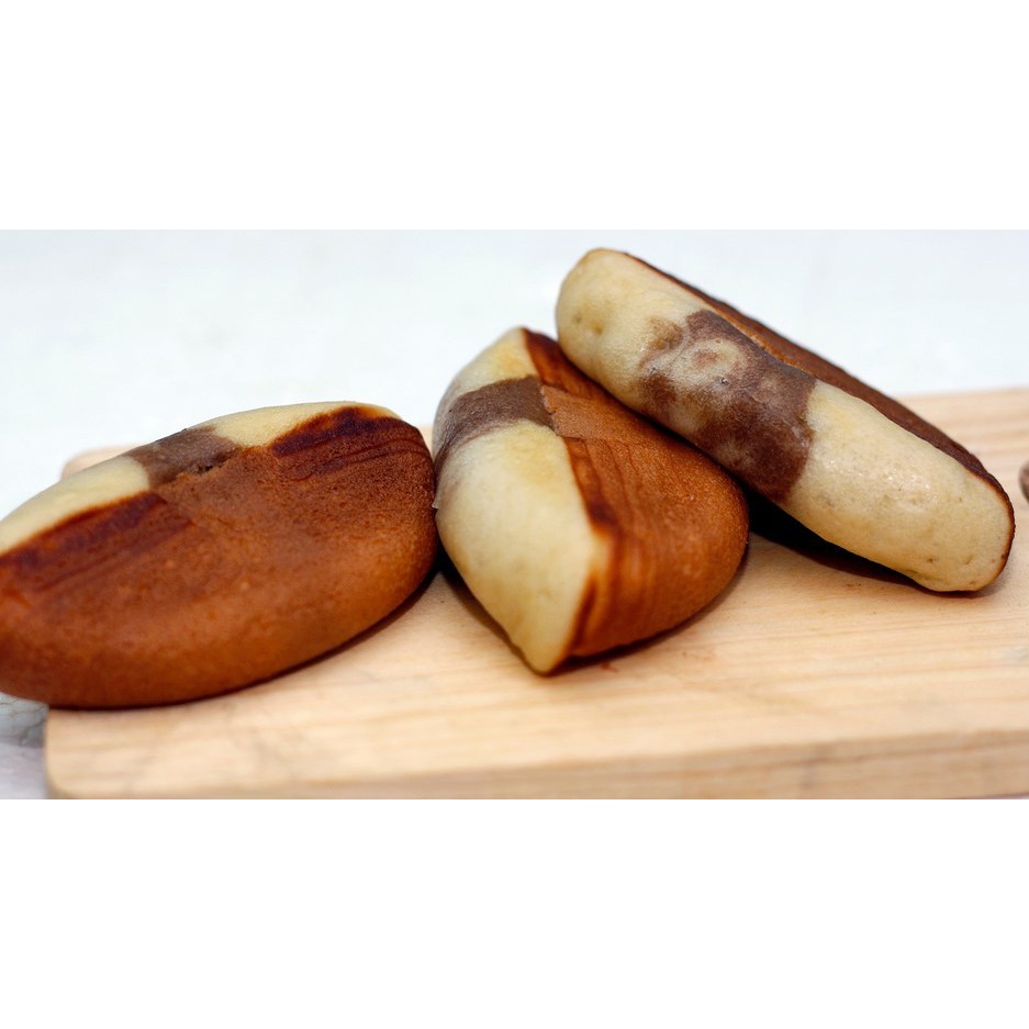 

Kue / Snack / Cemilan Pukis Coklat Pandan Jajanan Pasar Murah Jakarta