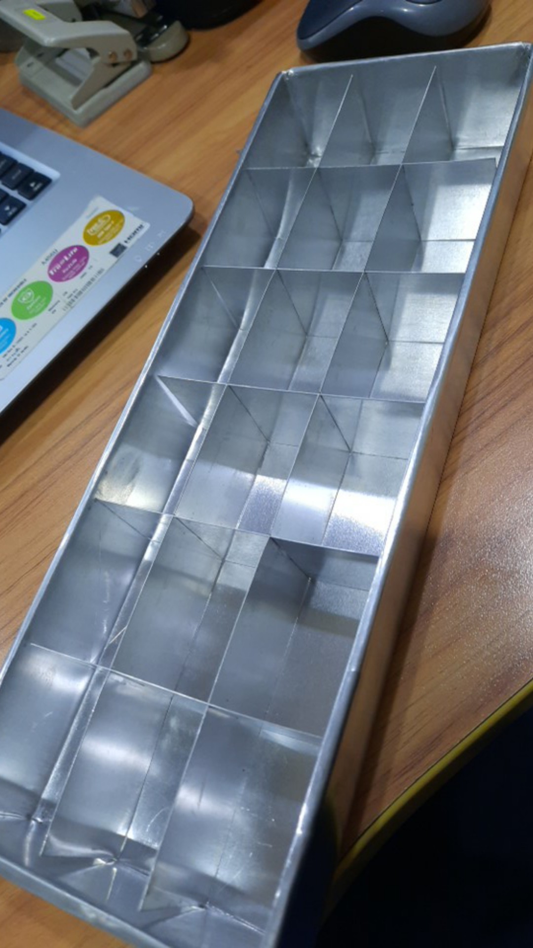 Loyang Brownies Sekat Ukuran 30 X 10 X 4cm 21 Lubang