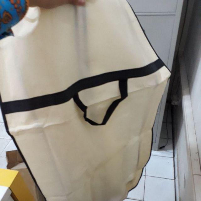 [bisa Cod] Plastik Pelindung Baju Penutup Baju Anti Debu Woven Cream Cbp011
