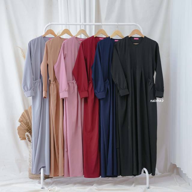 Gamis cantik dengan berbagai warna yg bagus dan elegan. Selain warna bagus modelnya juga simpel