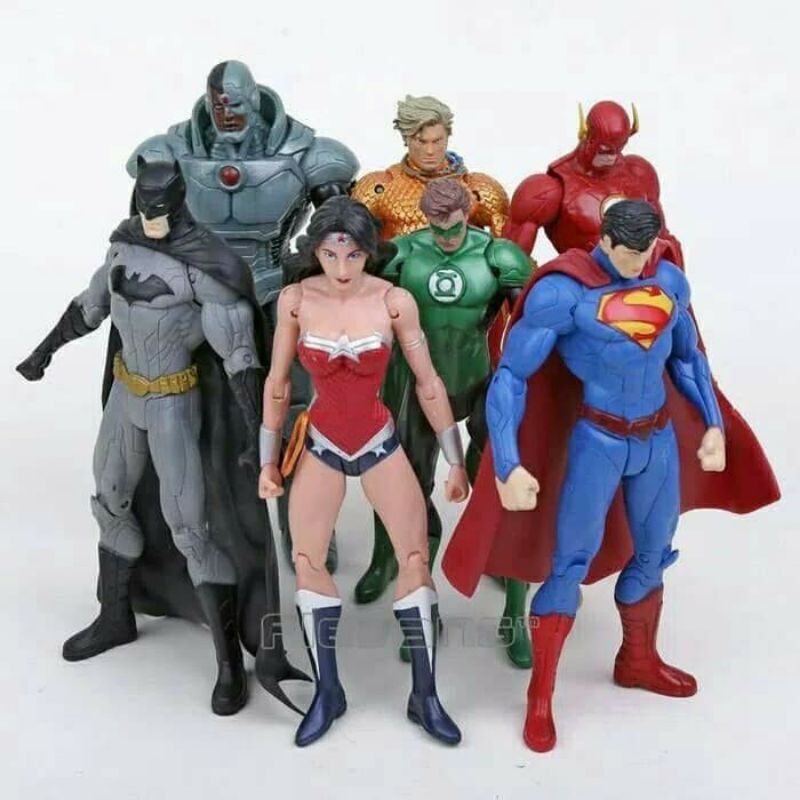 DC Justice League Action Figure satuan mainan action figure superman, batman