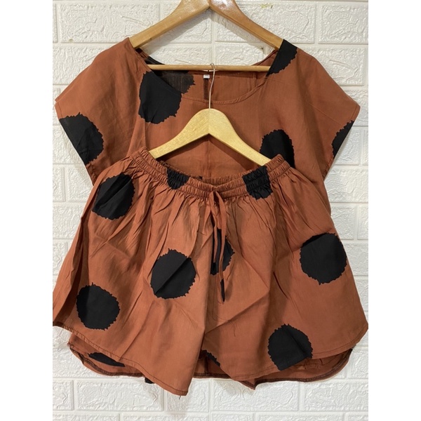 SETELAN  PENDEK XXL LD 130CM MOTIF KOPI / POLKADOT