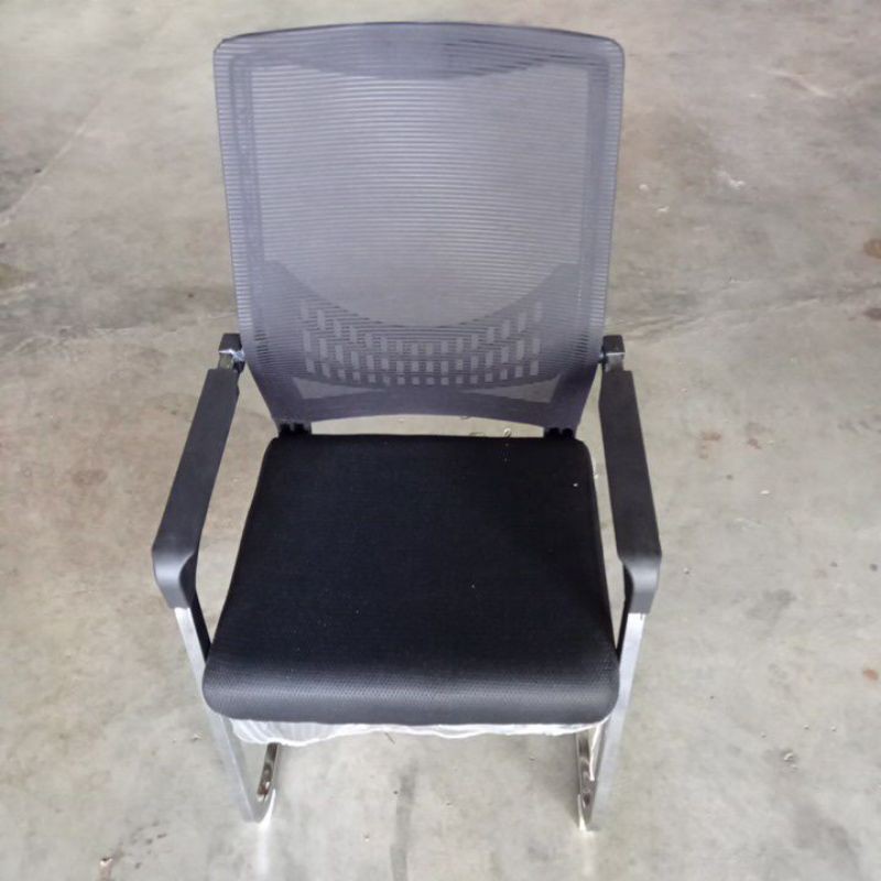 kursi kantor hadap jaring Korea 911