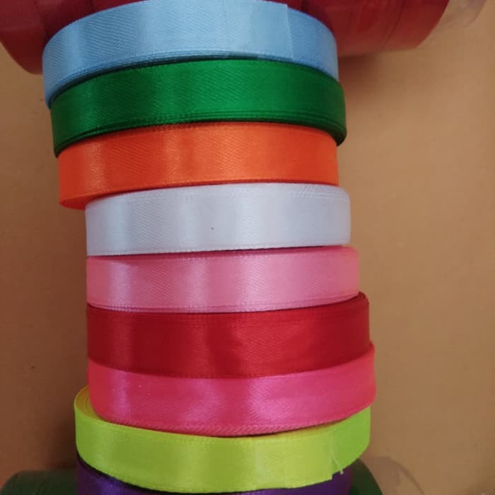 

Pita kain sedang / pita satin 1/2 inch / pita kain tanggung
