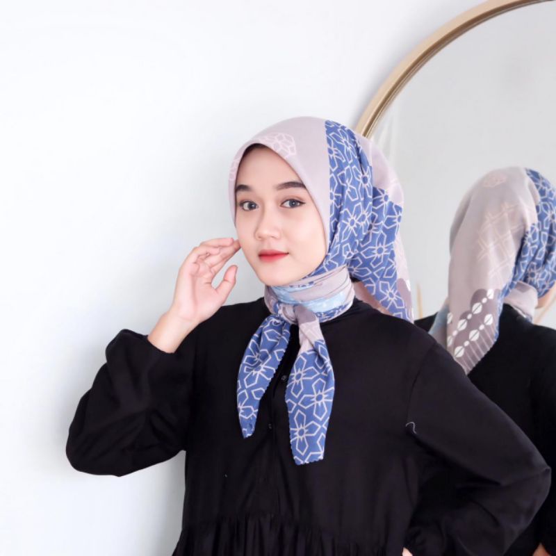 Square Motif Maira Part 1-M 27