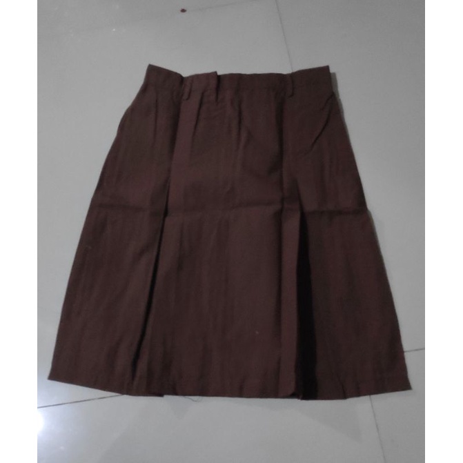 ROK PRAMUKA MAXXI size 8.9.10 . size 8 LP 56 cm PR 48 cm