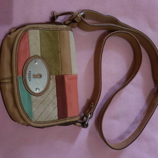 Tas slempang fossil preloved, masih bagus banget 95%