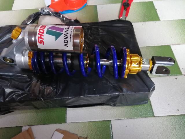 shockbreaker mio beat vario scoopy xeon fino dll showa gp klik 310mm