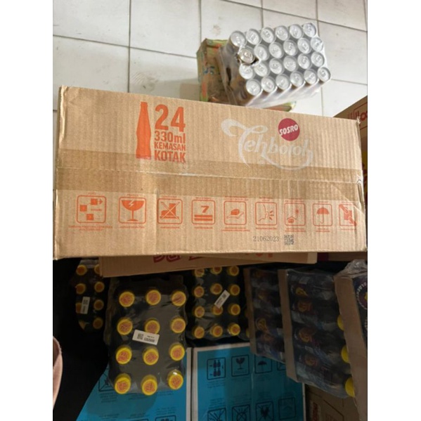 

RK12 TEH BOTOL SOSRO 330ML 1 DUS ISI 24 KOTAK