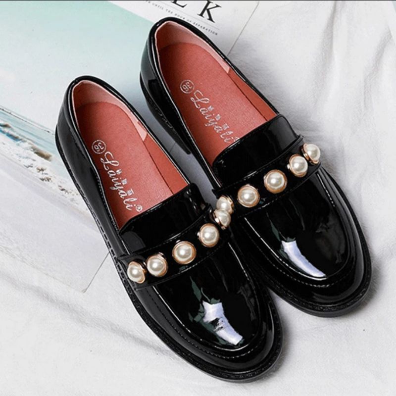 Sepatu Oxford Hitam Wanita Mutiara Slip On Sepatu Kulit Perempuan Loafer 2021 Mode Musim Semi Wanita Plaform Sepatu Oxford Flat / Sepatu Loafers Wanita / Sepatu Docmart Wanita / Sepatu Kulit Wanita / Bisa Cod