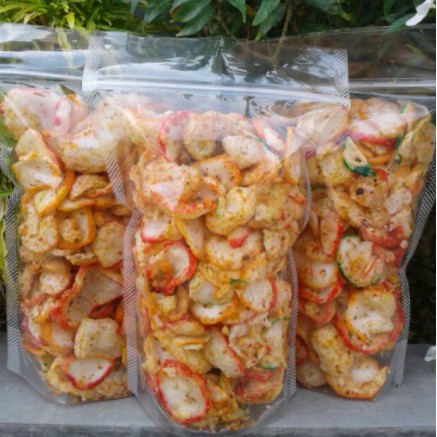 

BESTSELLER Krupuk seblak pedas 250GRAM / KERUPUK PEDAS / KERUPUK ENAK