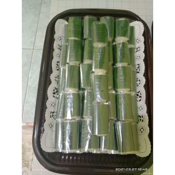 

Lemper Ayam isi 18 pc