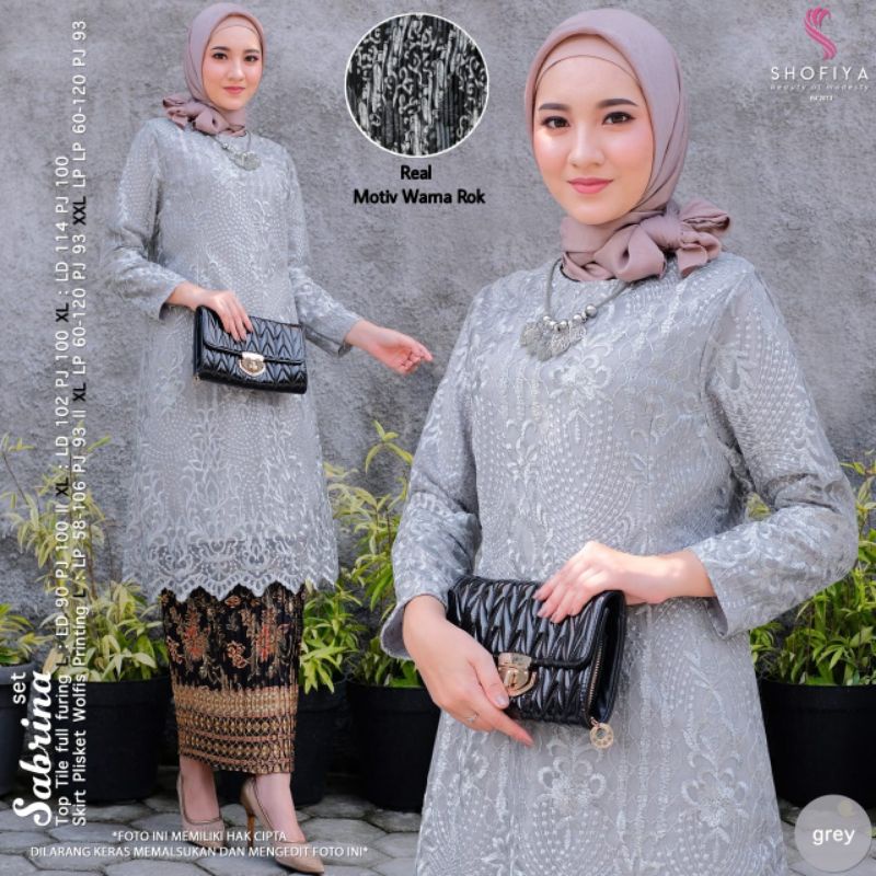 Sabrina Set By Shofiya