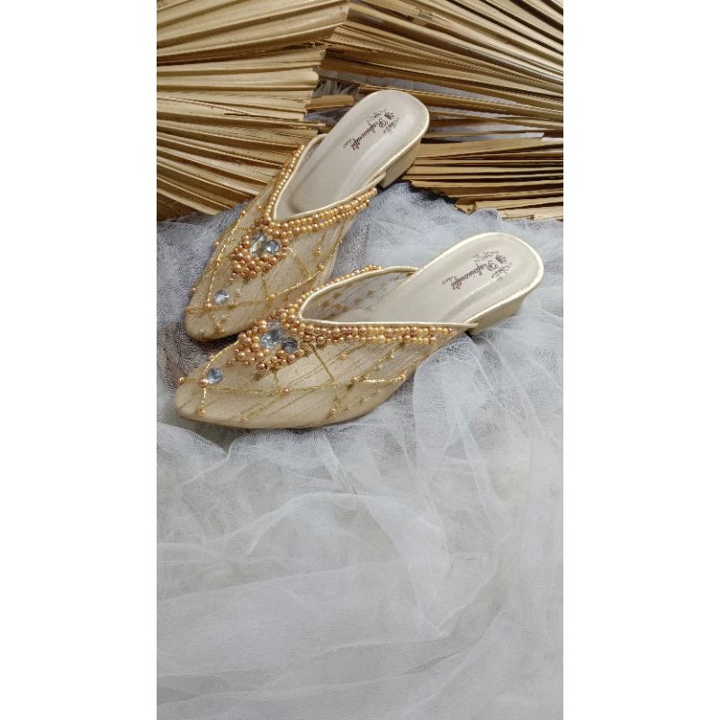 sepatu Yohana Payet gold sepatu wanita 3cm