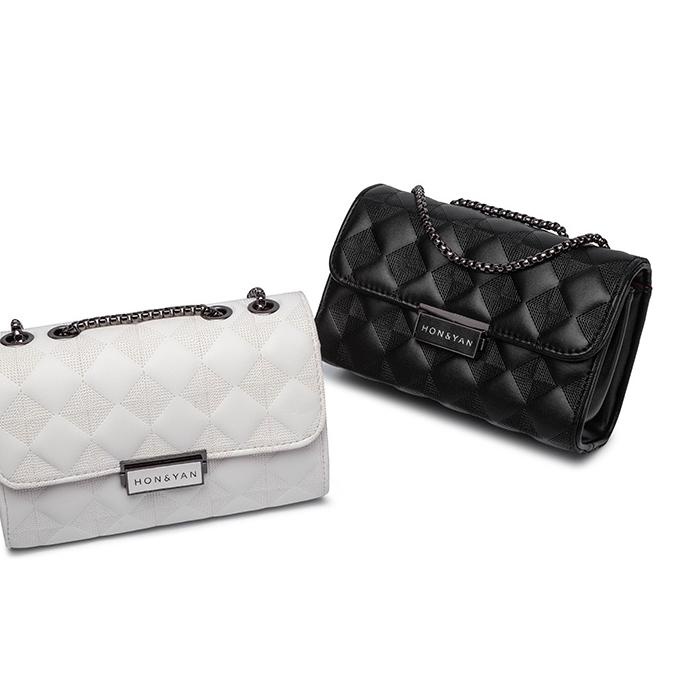 Bagus Banget.. [HONYAN] Tas Selempang Wanita Import Terbaru Promo Sling Bag Tali Rantai Warna Hitam 