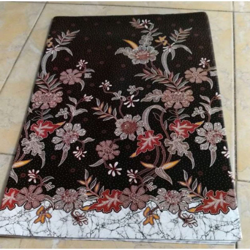 

KIKY KERTAS KADO